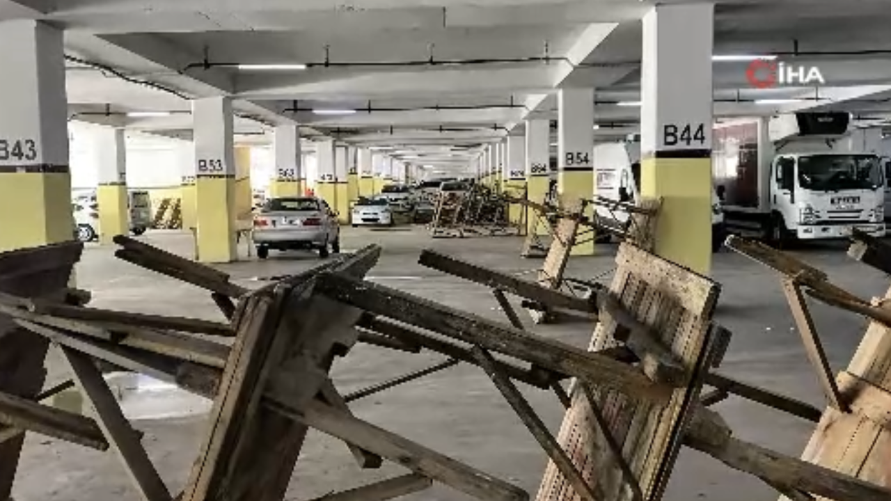 Kapalı Pazar Yerinde Erkek C*sedi Bulundu