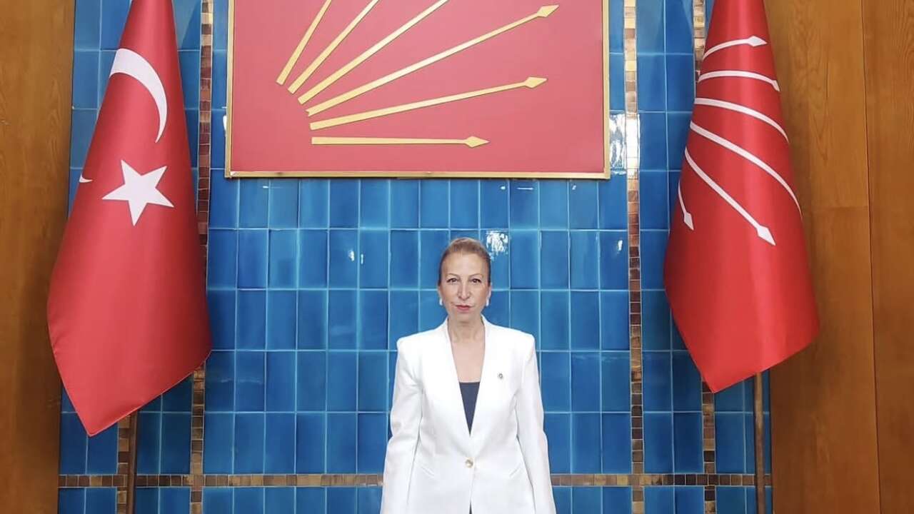 Muğla’dan CHP’yi Sarsan Hamle: Milletvekili Süreyya Öneş Derici İstifasını Duyurdu