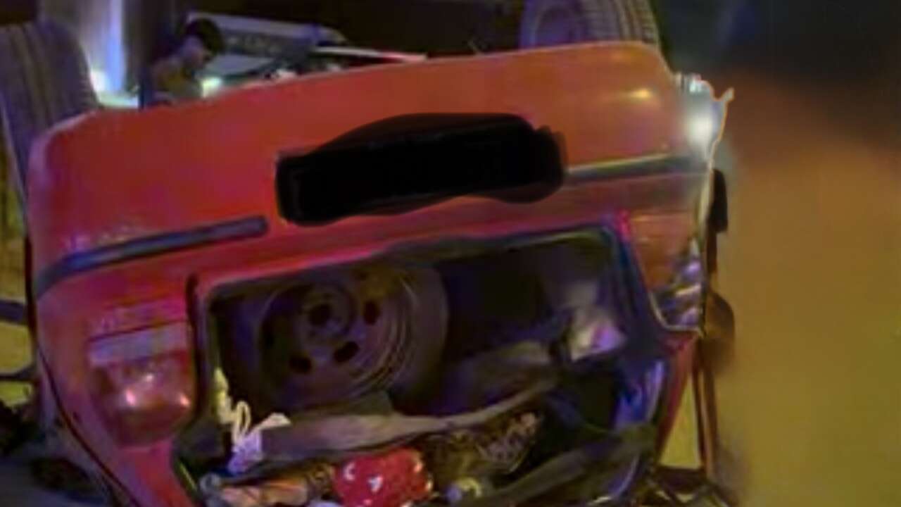 Muğla’da Kediye Çarpmamak İçin Direksiyonu Kırdı: Otomobil Takla Attı