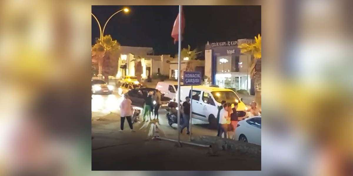 Muğla'da 2 Grup Arasındaki Trafik Tartışması Ringe Döndü, Vatandaşlar Güçlükle Ayırdı