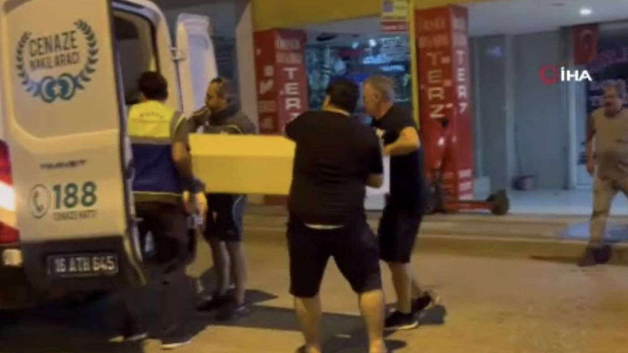 2 Çocuk Annesi 32 Yaşındaki Kadın Evde Göğsünden Vurulmuş Halde Bulundu: 1 Gözaltı