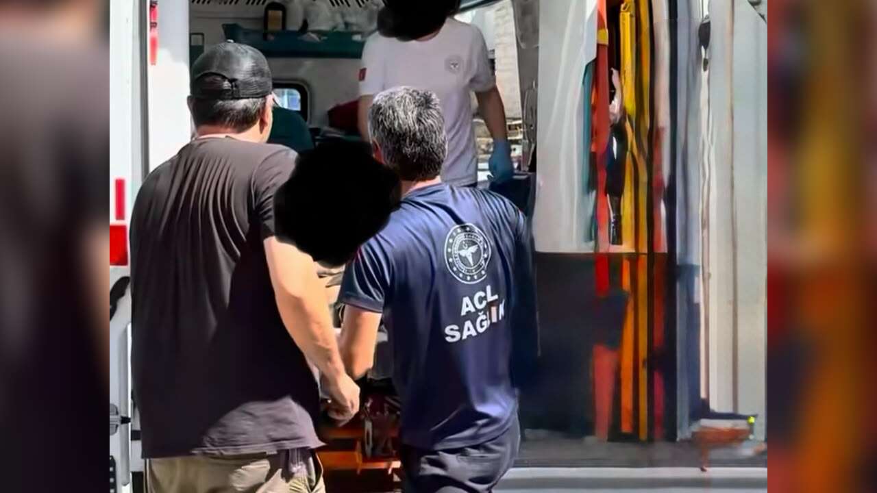 Muğla’da Karşıya Geçmek İsteyen Genç Kıza Motosiklet Çarptı