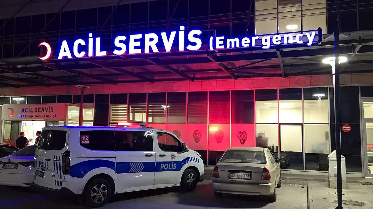 Muğla'da Tartıştığı Arkadaşını Tornavida İle Yaraladı