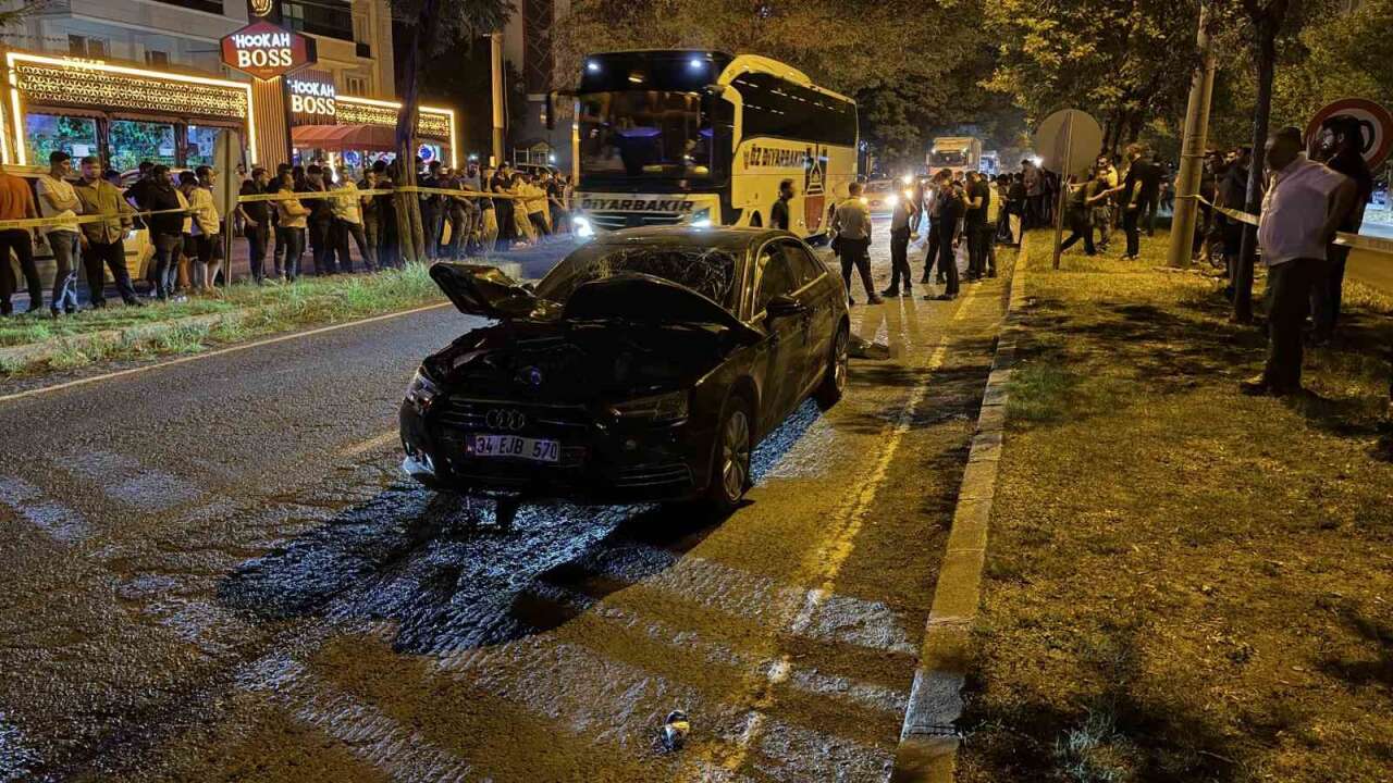 Yolun Karşısına Geçmeye Çalışan Kadın Hayatını Kaybetti