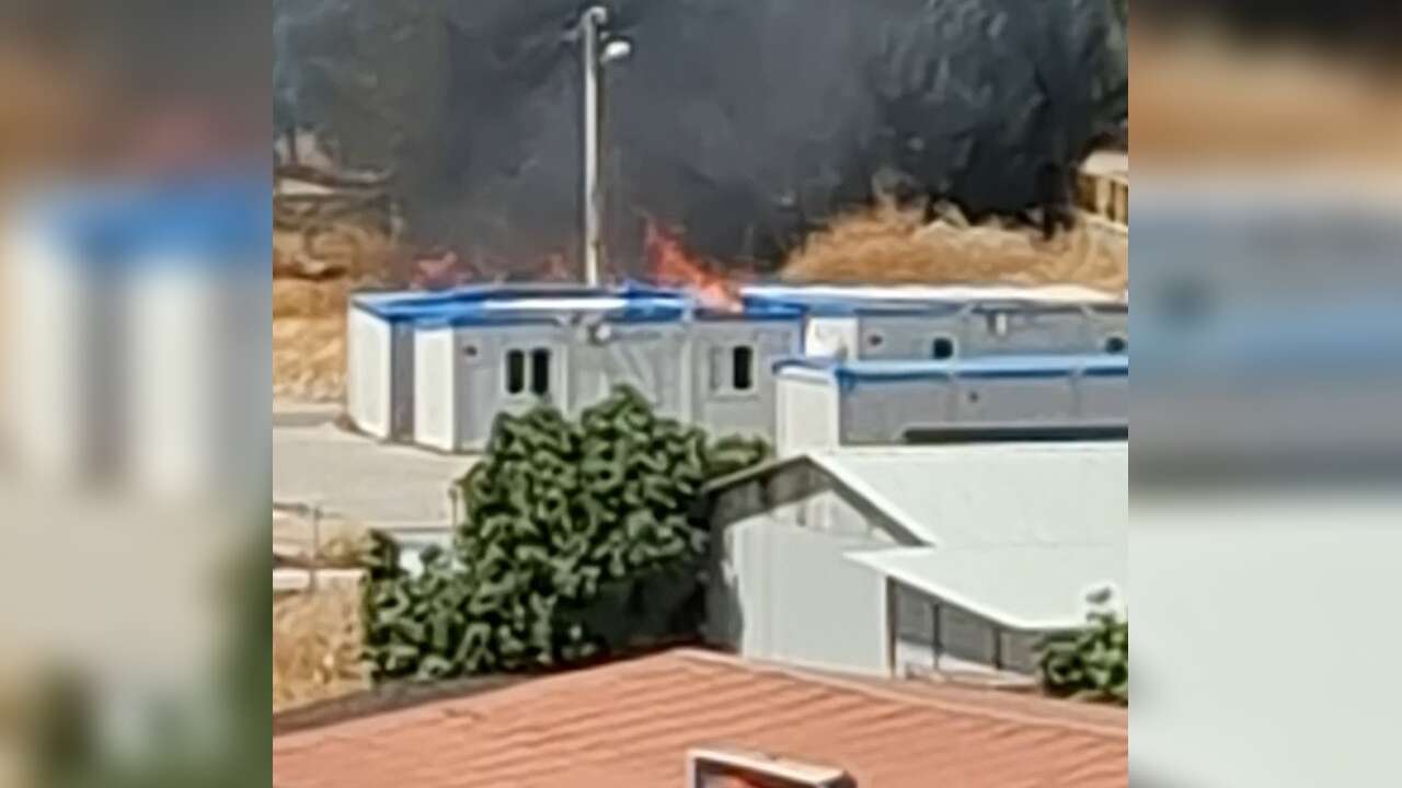 Kopan Elektrik Tellerinden Çıkan Kıvılcım Yangına Neden Oldu