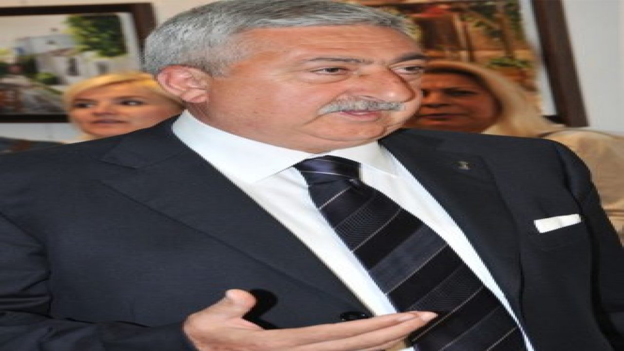 Lüks ve ithal ürünlere olan talebi azaltmalıyız