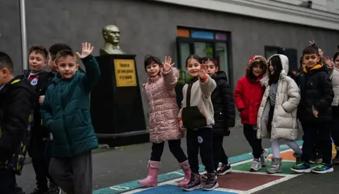 İlk Ders Zili İçin Geri Sayım Başladı: Okullar Ne Zaman Açılıyor? Yaz Tatili Ne Zaman Bitiyor?