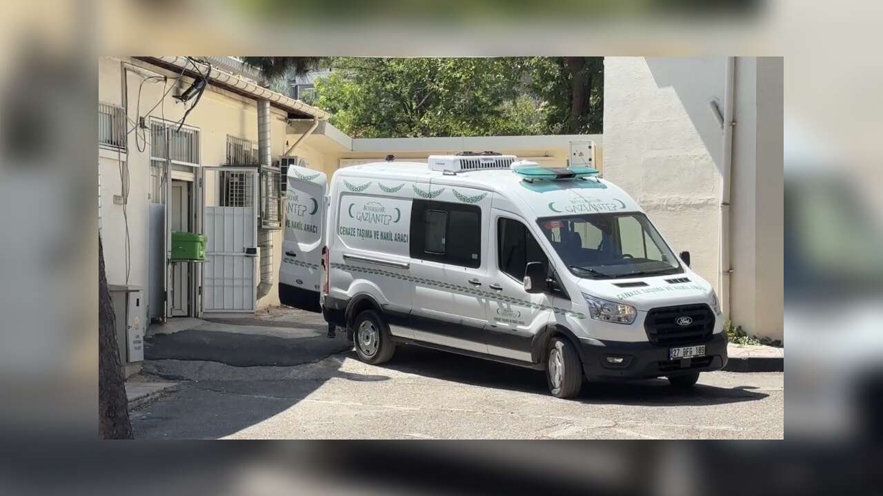 Kaynak Yaparken Elektrik Akımına Kapılan Demir Ustası Hayatını Kaybetti