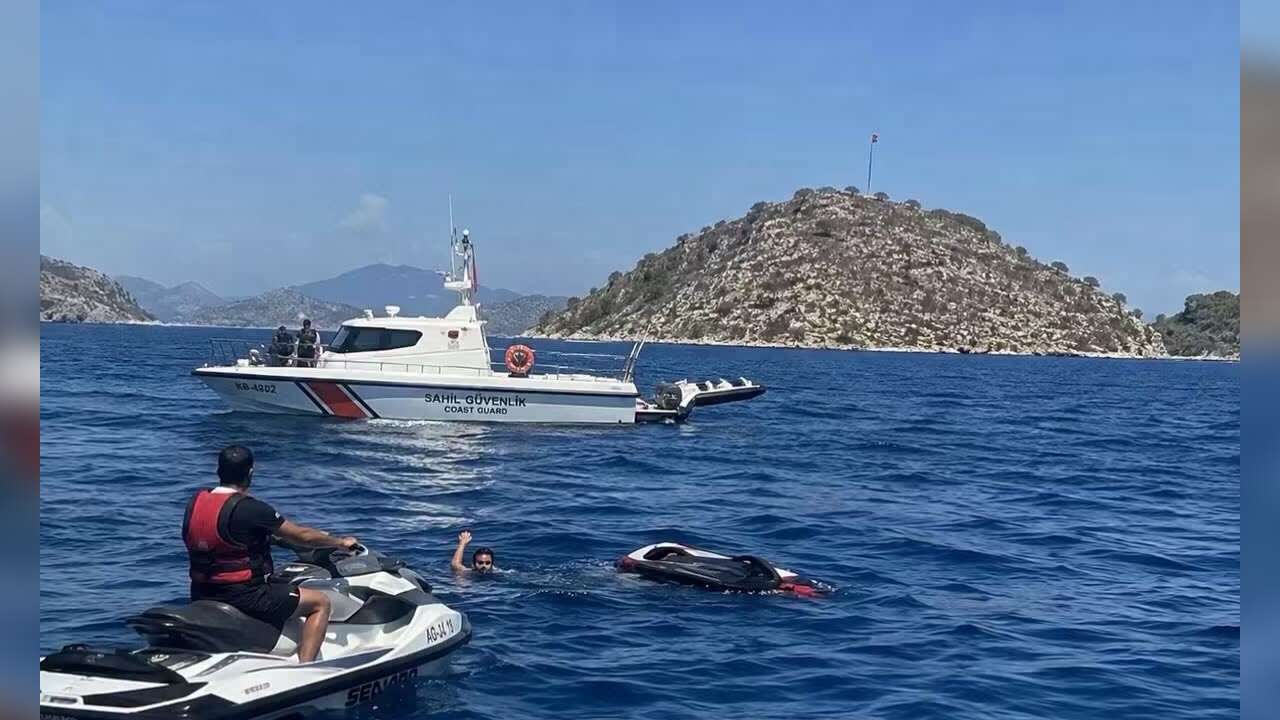 Muğla’da Denizde Korku Dolu Anlar: Jet Ski Kazasında 2 Yaralı