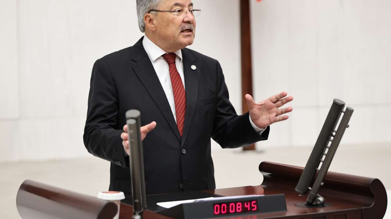 İYİ Partili Metin Ergun: "Avrupa'da En Pahalı Otomobiller Türkiye'de"