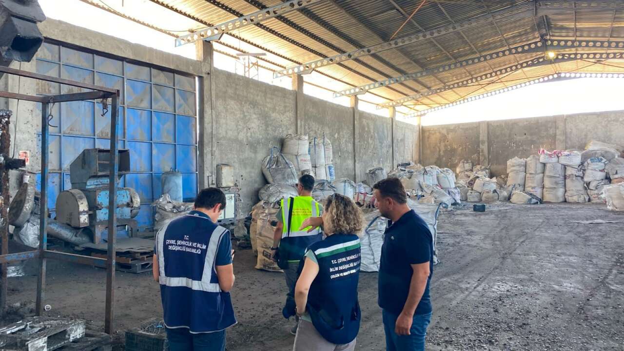 Çevre Bakanlığı'ndan Mikroplastik Denetimi: Muğla Dahil 5 İlde 23 Tesise 47,6 Milyon TL Ceza