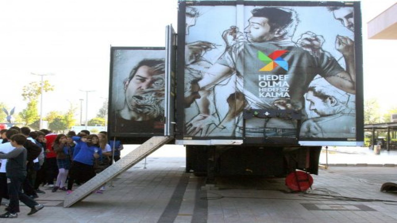 Narkotik Eğitim Tır’ı Muğla’da