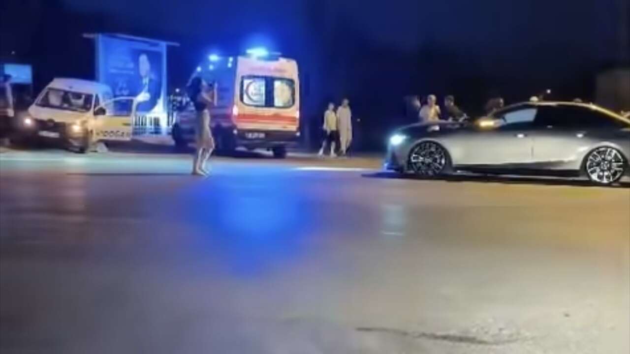 Muğla’da Trafik Kazası İki Otomobil Birbirine Girdi