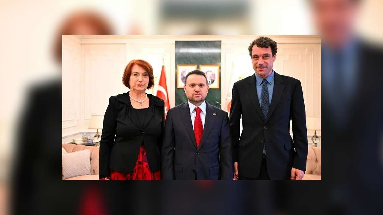 Adalet Bakanı Akın Gürlek, Uğur Mumcu'nun Ailesiyle Görüştü: Suikast Dosyasında Son Durum Masaya Yatırıldı