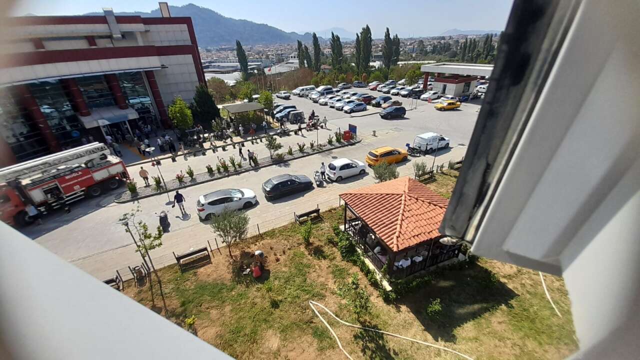 Ortaca Devlet Hastanesinde Yangın Paniği