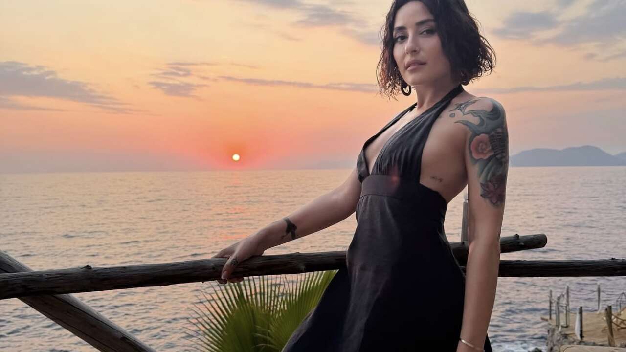 Ünlü Sanatçı Melek Mosso Muğla’da: Tatil Kareleri Gündem Oldu