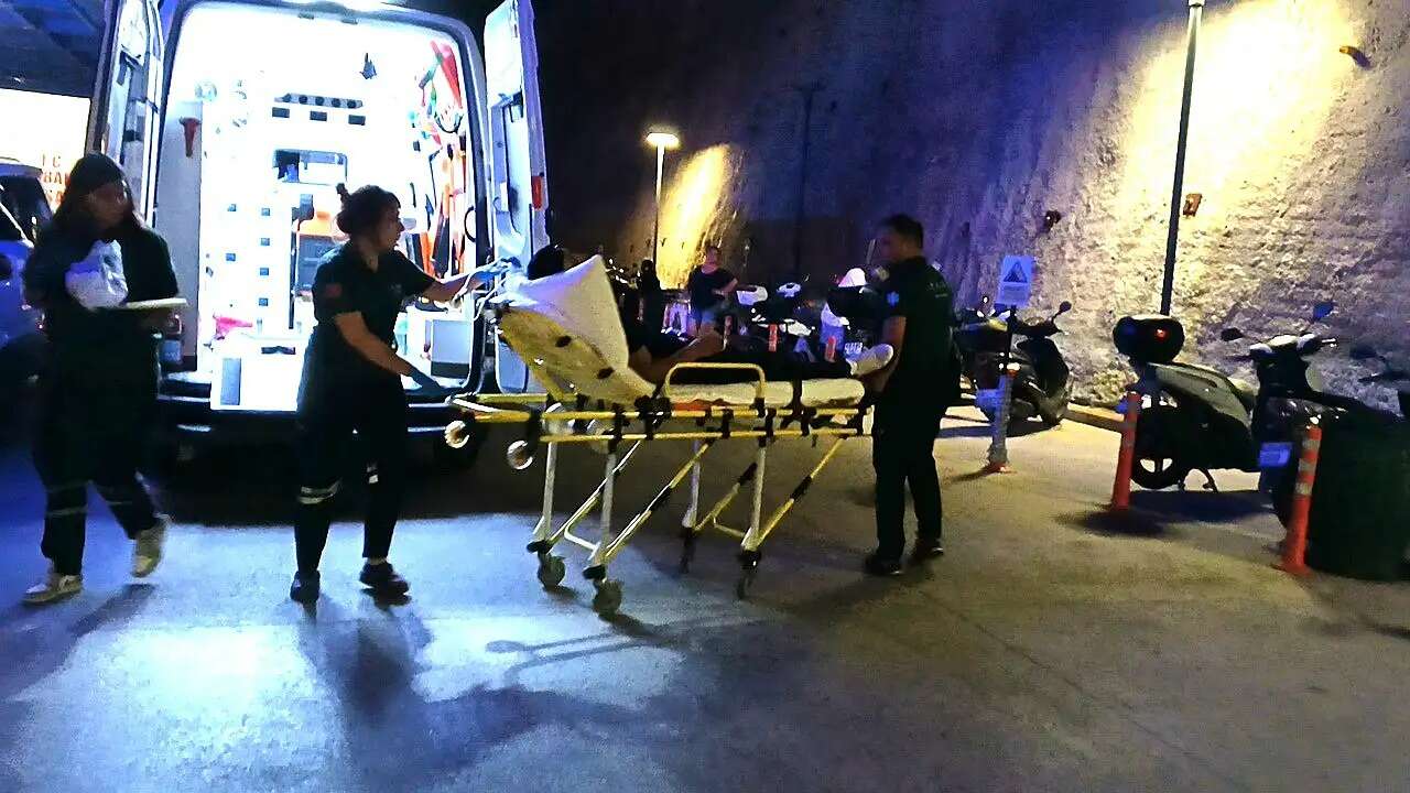 Muğla’da Yolcunun Parmağı Otomatik Kapıya Sıkışarak Koptu