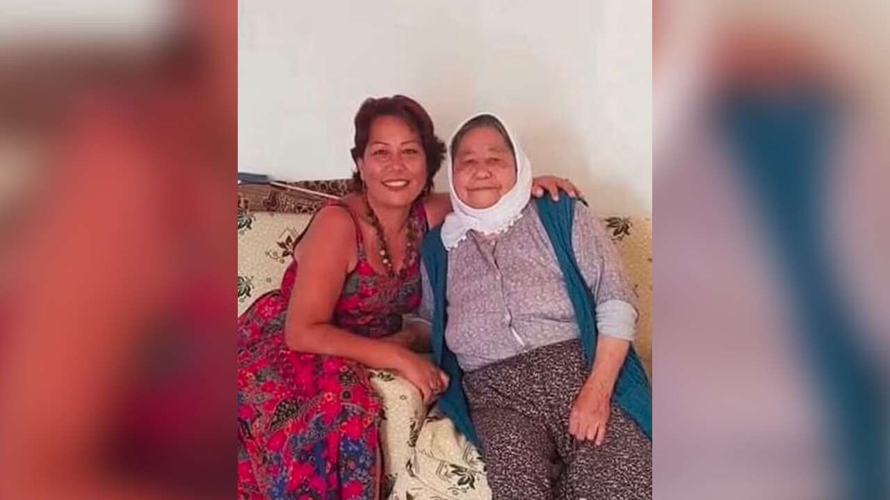 Muğla’da Tanınan Yazar Sevim Arıcak’ın Annesi Hayatını Kaybetti