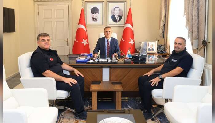 Elvan Kaya ve İshak Cindioğlu’ndan Vali Akbıyık’a Ziyaret