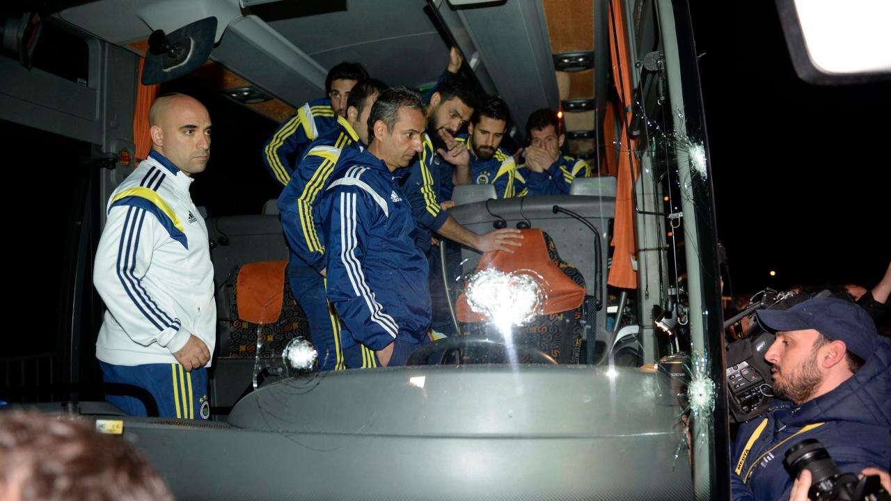 Fenerbahçe Otobüsüne Silahlı Saldırı: 5 Şüpheliye Operasyon