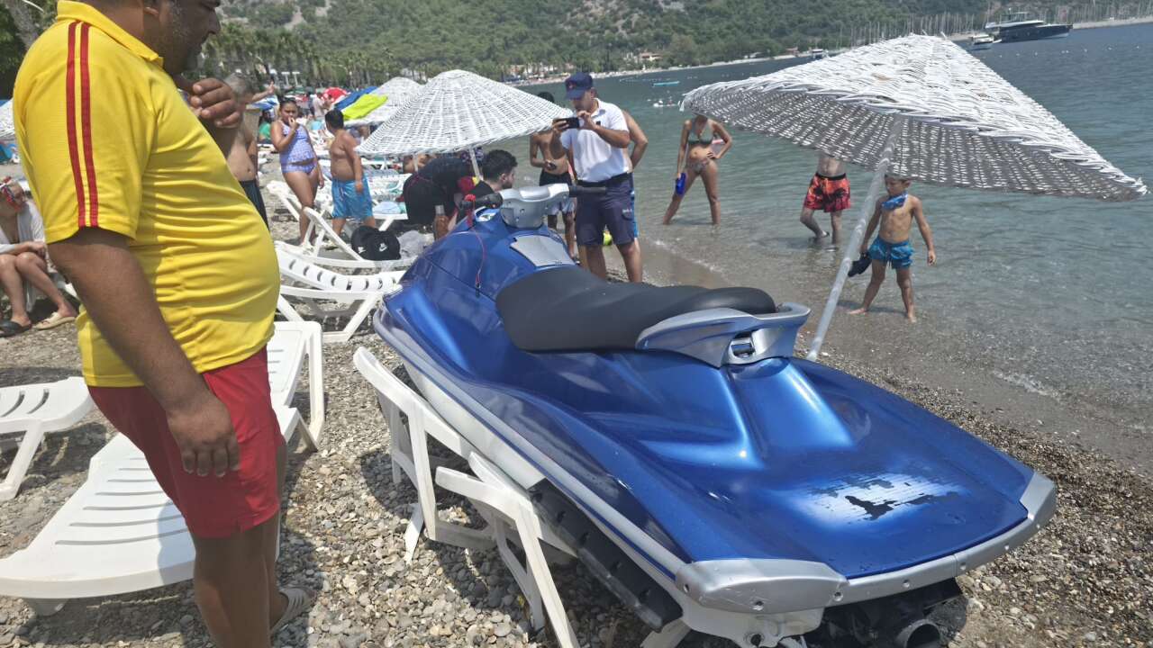 Muğla’da Jet Ski Sahile Daldı