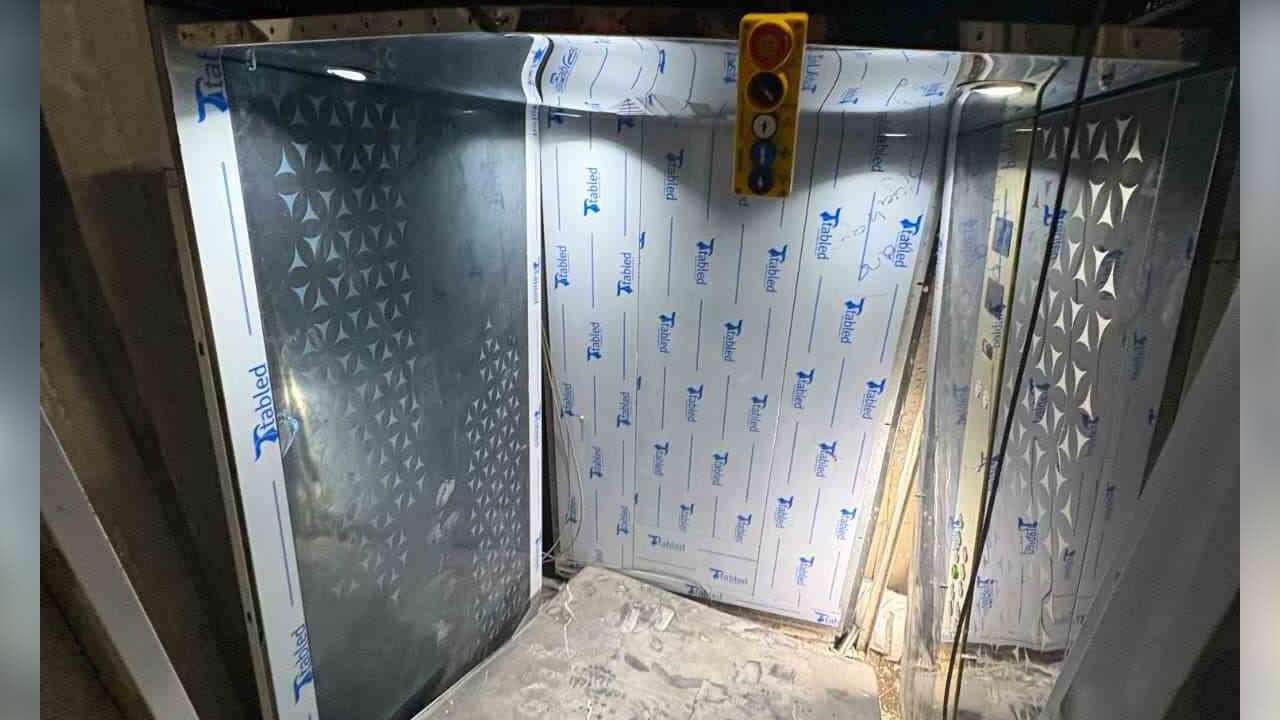 Üzerine Asansör Kabini Düşen Genç İşçi Hayatını Kaybetti