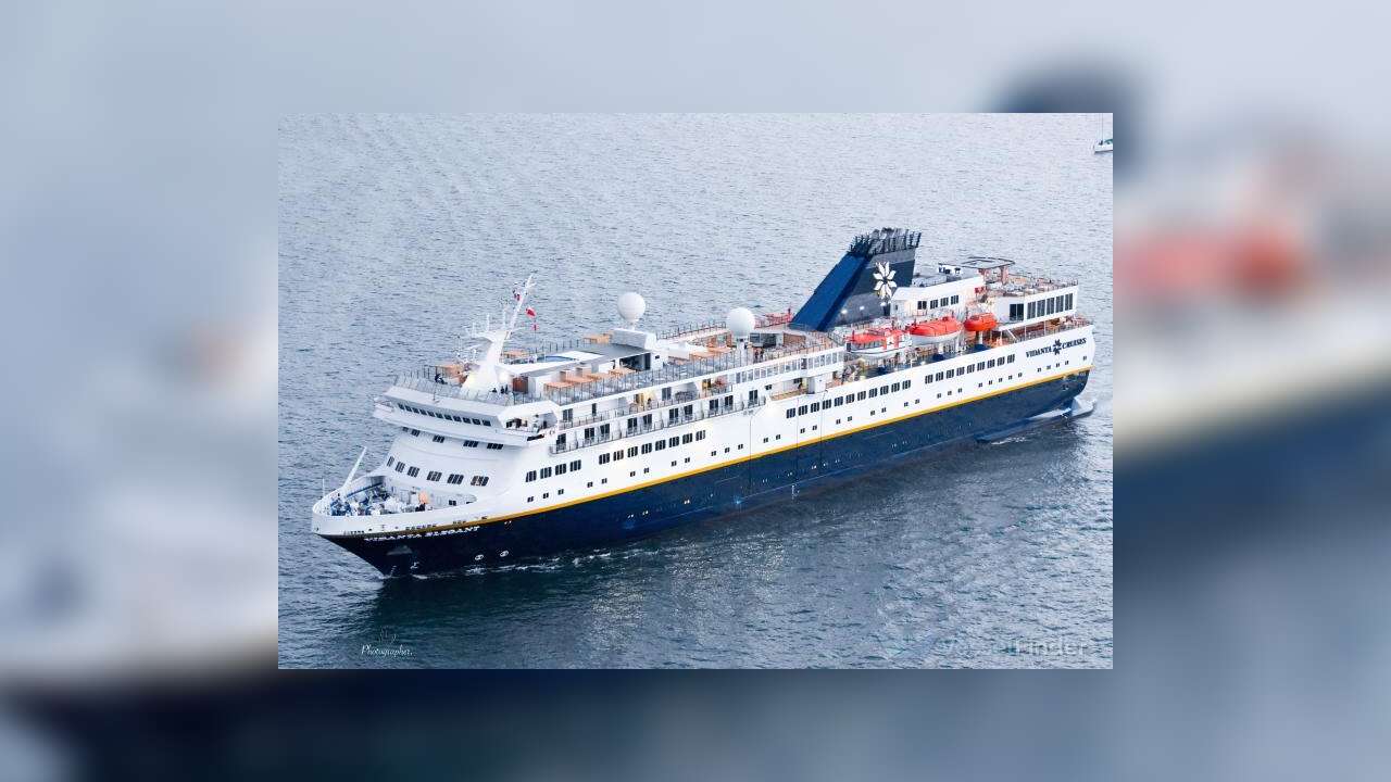 Bodrum’a 2 Kruvaziyer Gemisiyle 2 Bin 746 Turist Geldi