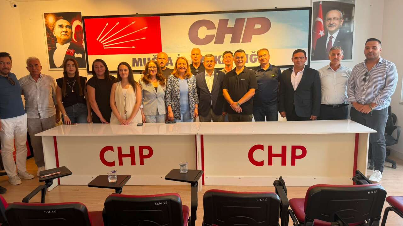 CHP Genel Başkan Yardımcısı Semra Dinçer, Muğla İl Başkanlığı’nı Ziyaret Etti