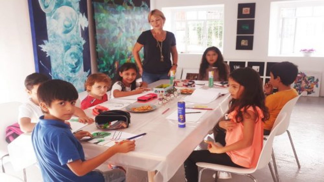 Kahvehaneden sanat atölyesine