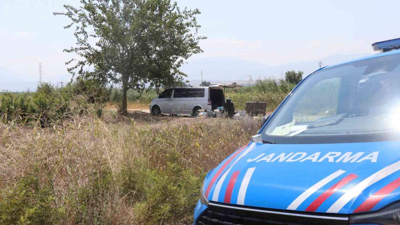 2 Gündür Kayıptı: 53 Yaşındaki Adam Boş Arazide Park Halindeki Aracında Ölü Bulundu