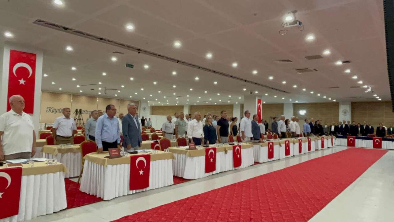 Menteşe’de Bayrak Yakma Olayına Meclisten Tepki: 1923 Türk Bayrağı Dağıtılacak