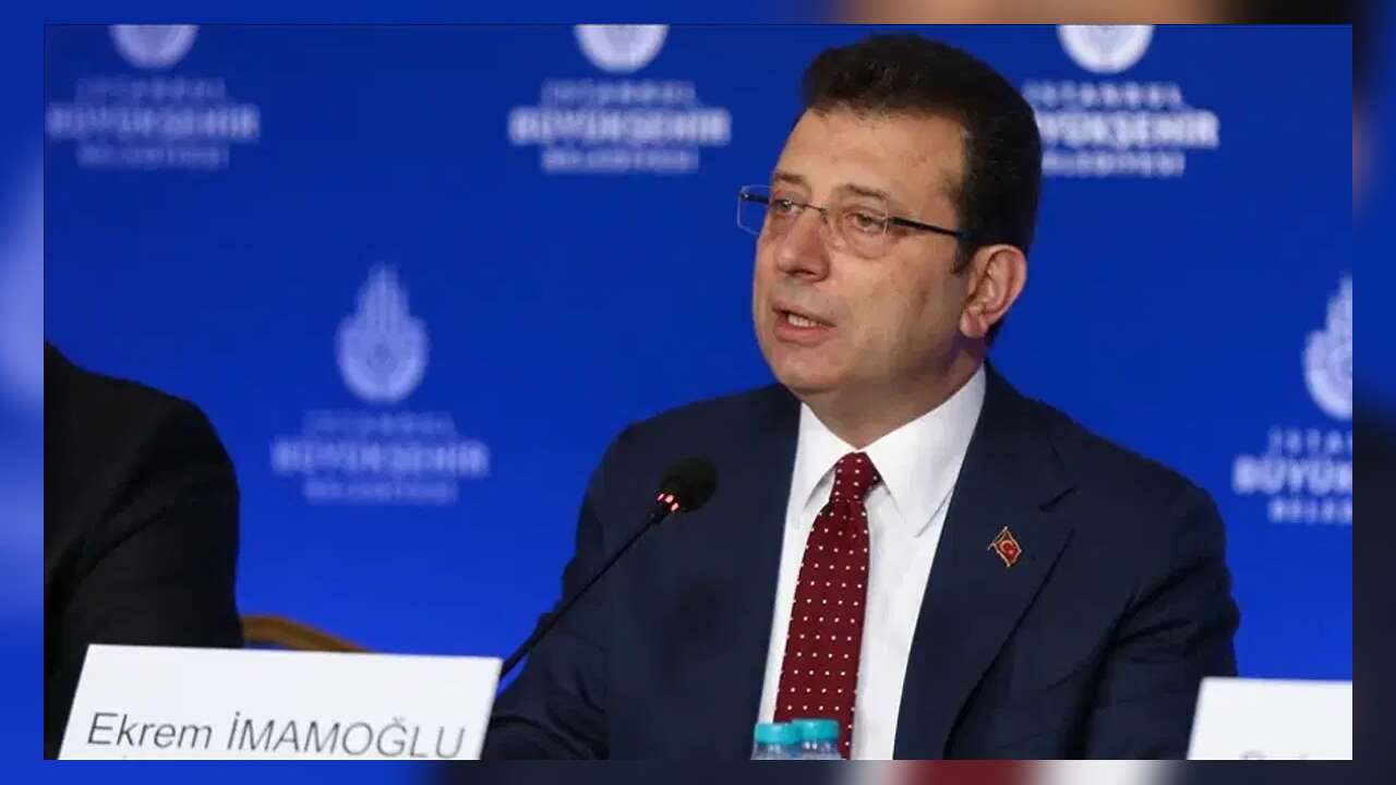 Ekrem İmamoğlu Chp’den İstifa Etti
