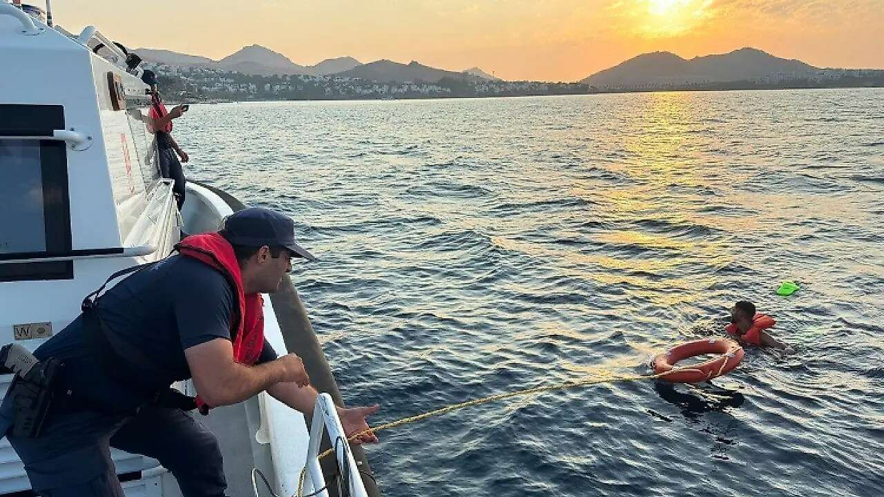 Bodrum'da Yüzerek Yunanistan'a Geçmeye Çalışırken Yakalandı