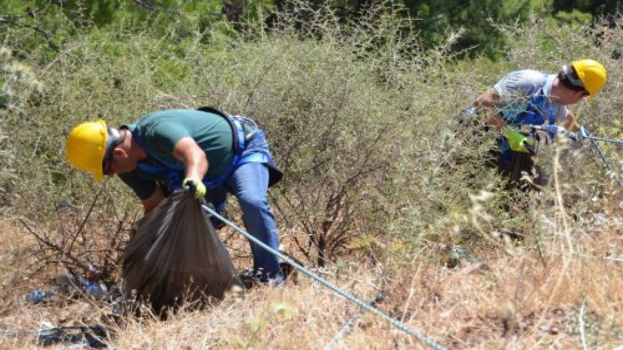 Amos'ta Yamaç Temizliği