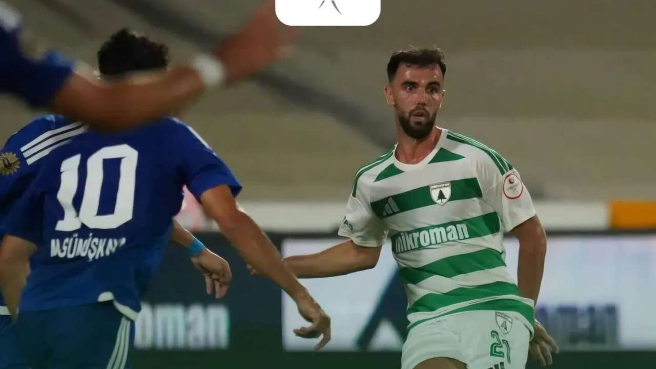 Muğlaspor-Bandırmaspor Maçında İlk Yarıda Gol Sesi Çıkmadı