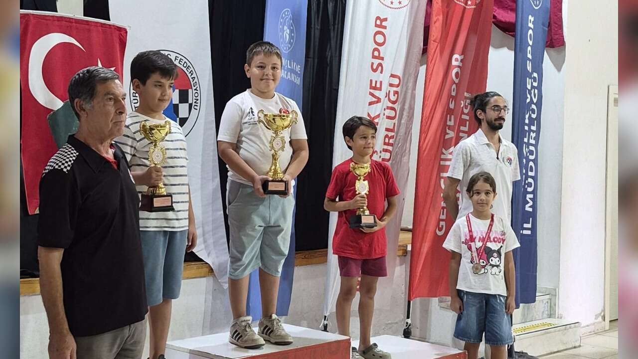 Ula’da 30 Ağustos Zafer Bayramı Satranç Turnuvası Heyecanı Sona Erdi