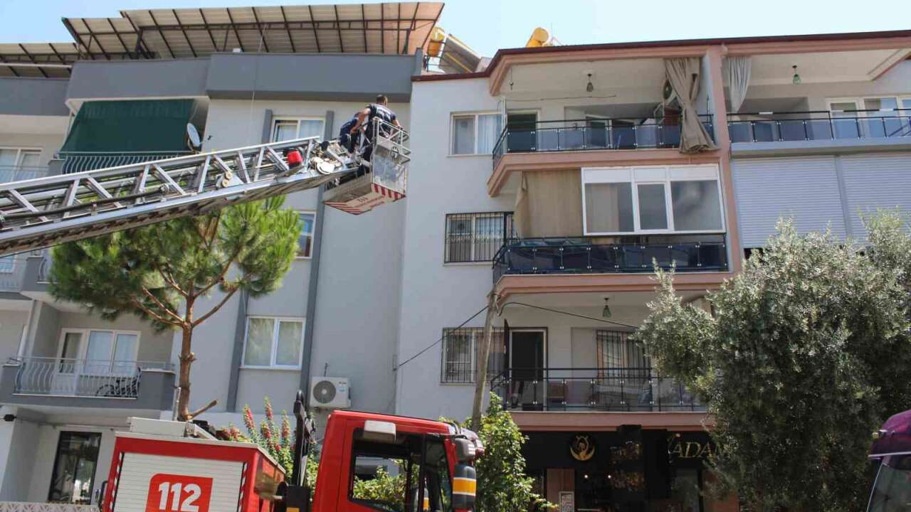 Yakınları Haber Alamamıştı: 76 Yaşındaki Kadın Evinde Ölü Bulundu
