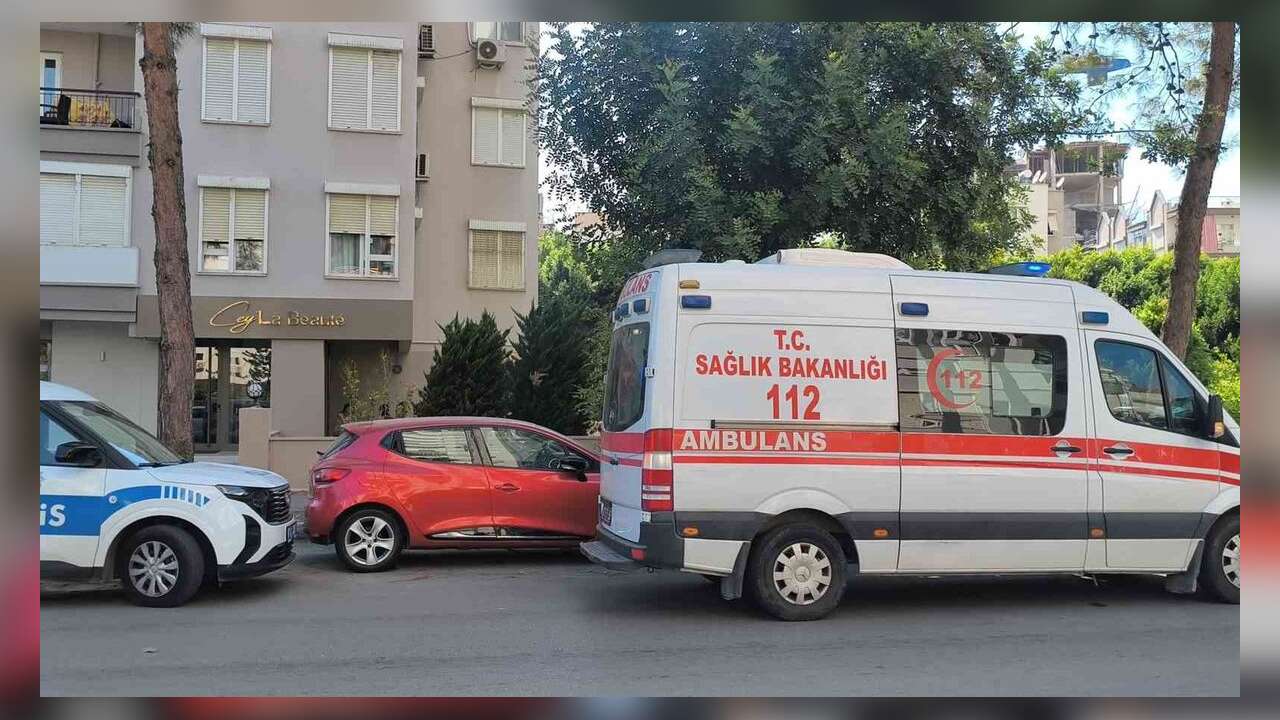 Anne ve Kızı Evde Ölü Bulundu