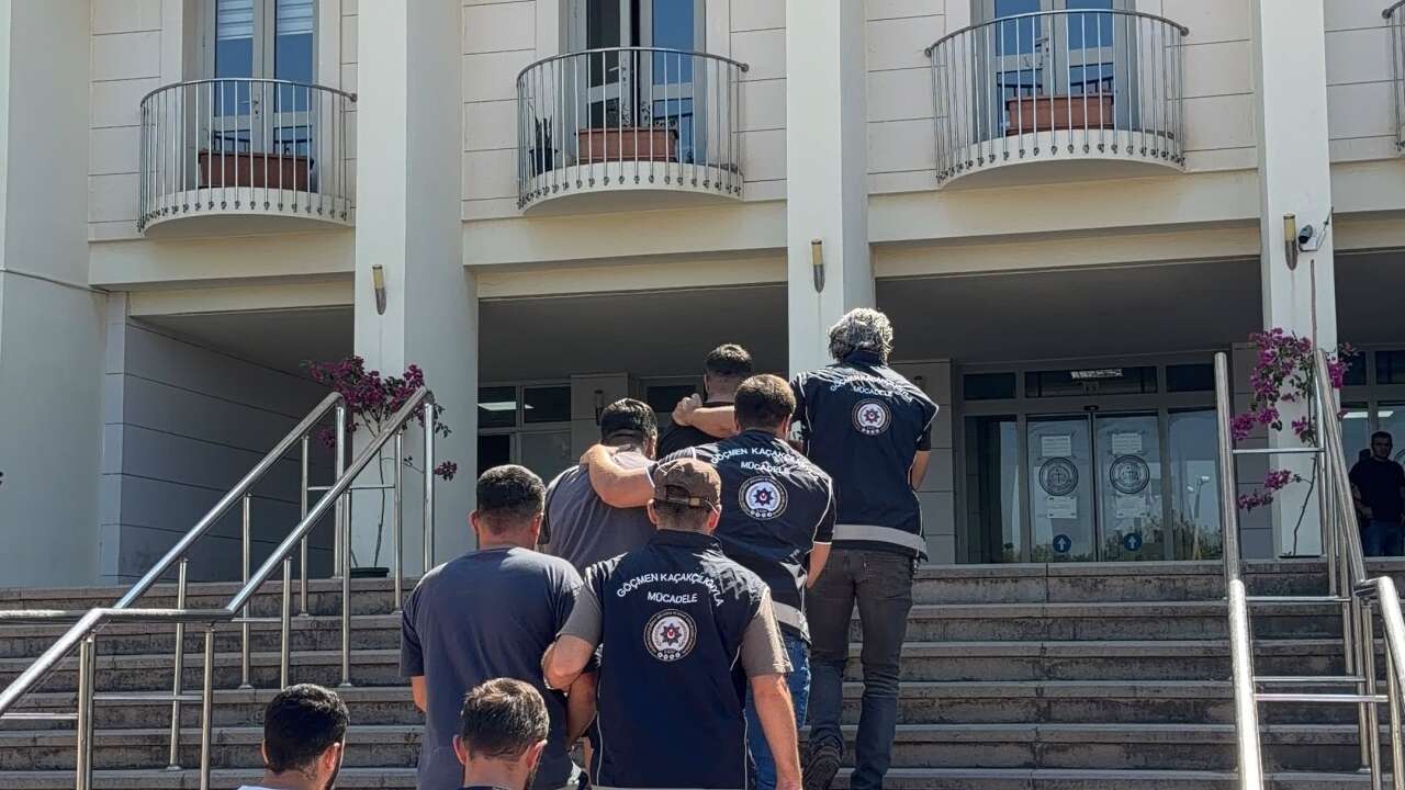 Muğla’da Göçmen Kaçakçılığına Yönelik Operasyonlarda 5 Şüpheli Tutuklandı