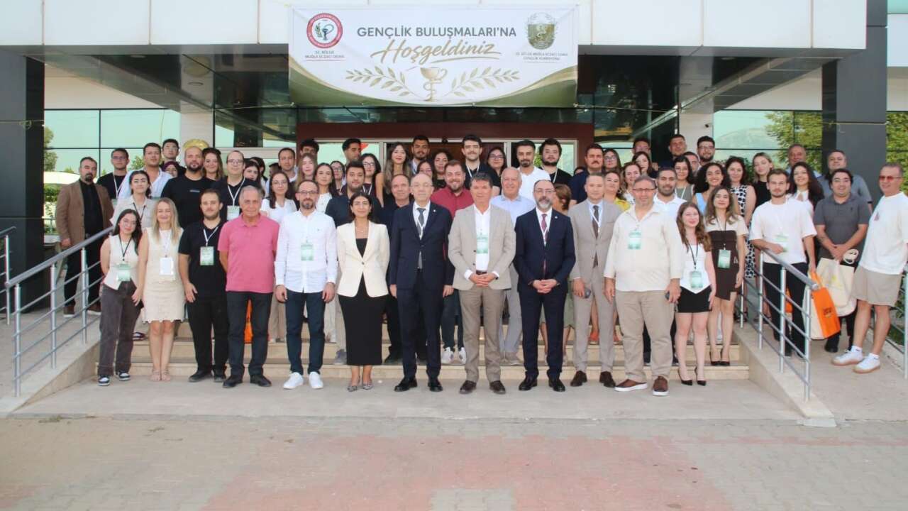 Muğla’da “Gençlik Buluşmaları ’26” Rüzgarı: Genç Eczacılar Mesleğin Geleceğini Şekillendiriyor