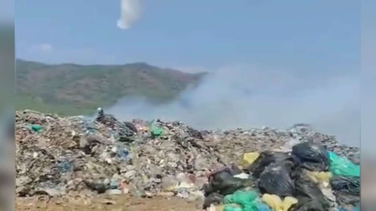 Muğla'da Çöp Depolama Alanında Çıkan Yangın Ormana Sıçradı