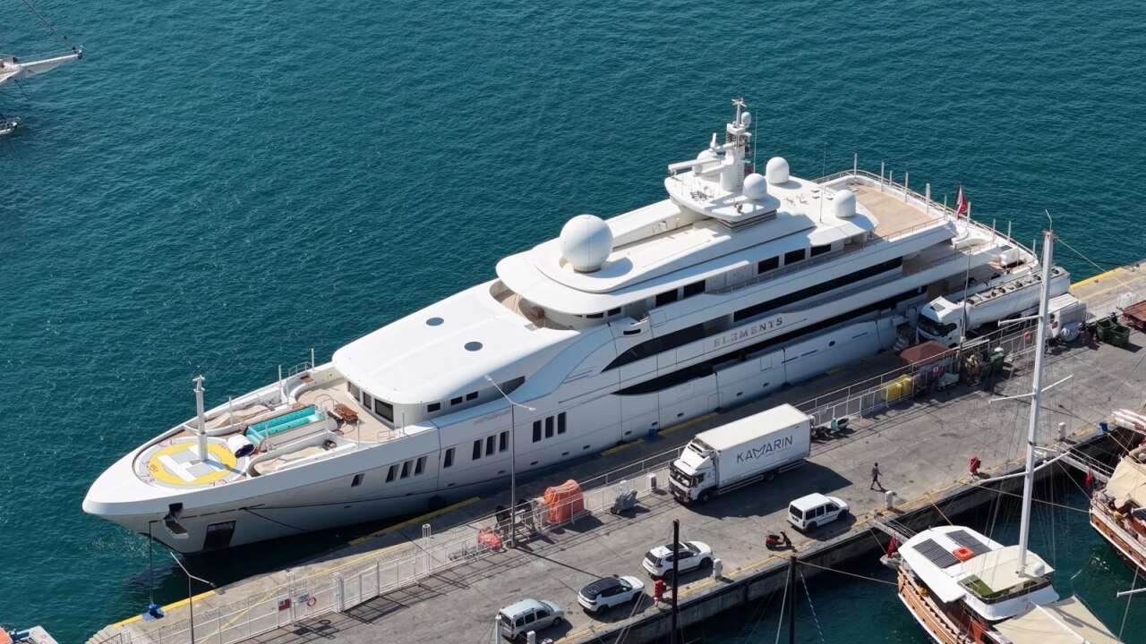 125 Milyon Dolarlık Mega Yat Fethiye’de: 100 Ton Yakıt Aldı