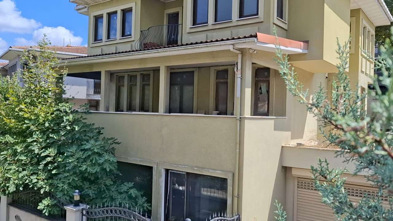 Yazar Murat Koparan Villasında Ölü Bulundu