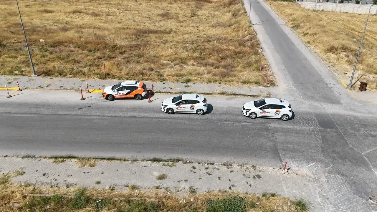 Ehliyet Alacaklar Dikkat: Sınav Sistemi Değişiyor