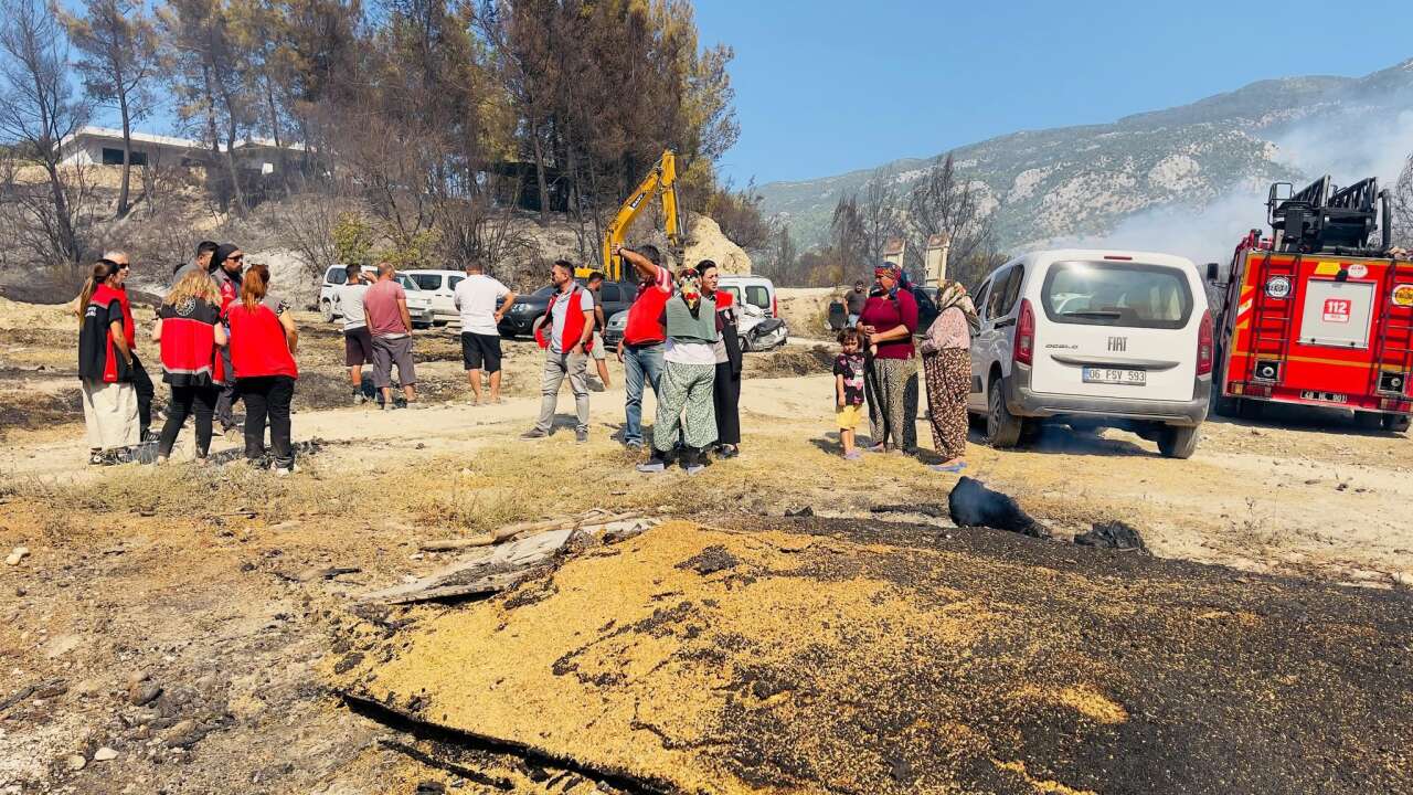 Seydikemer’de Yangından Etkilenen Üreticilere Destek Ziyareti