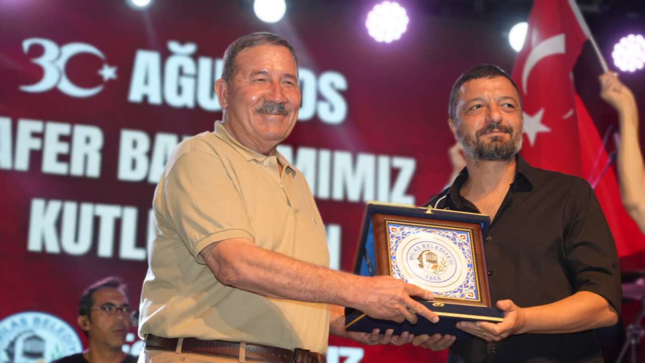 Milas’ta Zafer Coşkusu Sokaklara Taştı: Mehmet Erdem’le Unutulmaz Gece