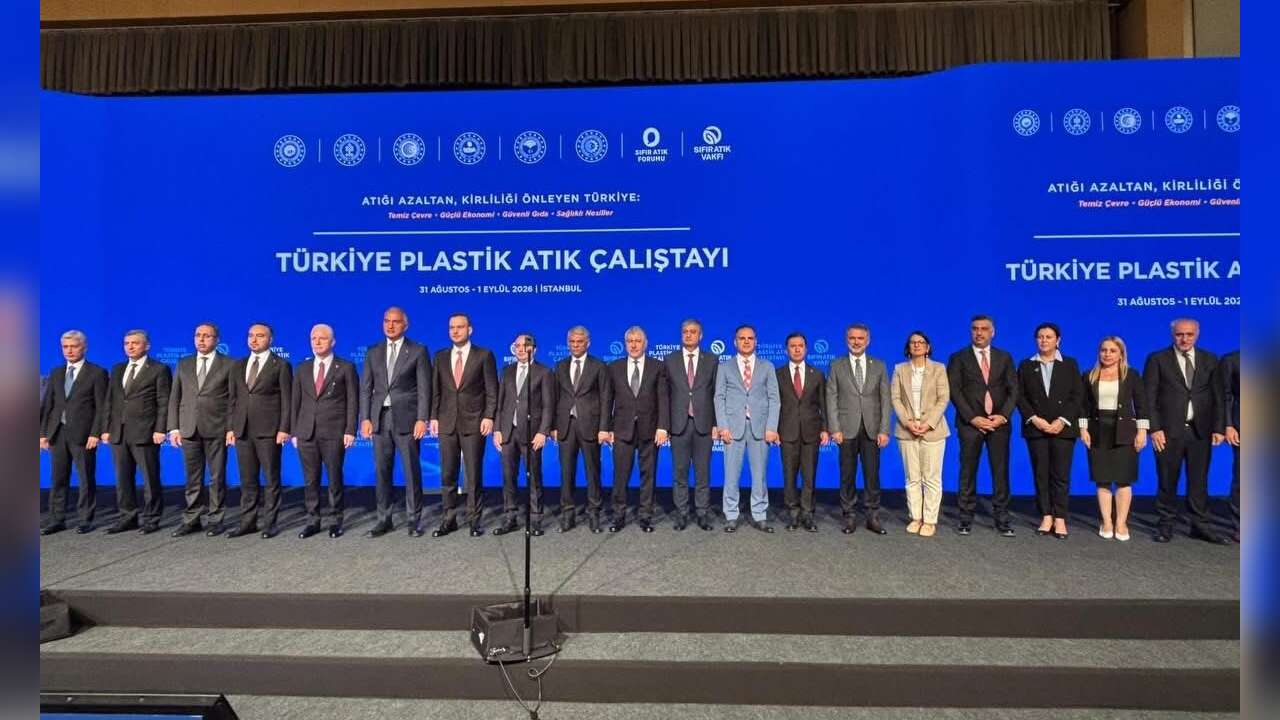 Vali Akbıyık ve Başkan Aras, Plastik Atık Çalıştayı’na Katıldı