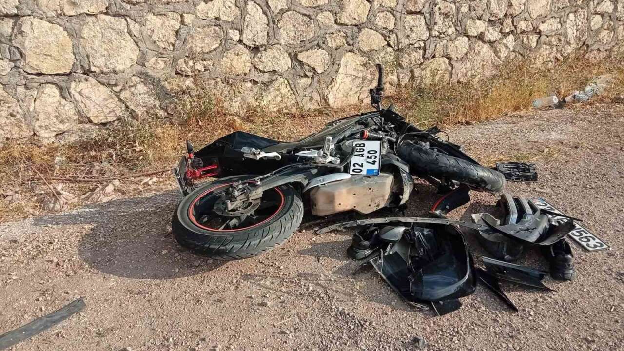 Kazada Ağır Yaralanan Motosiklet Sürücüsü Hayatını Kaybetti
