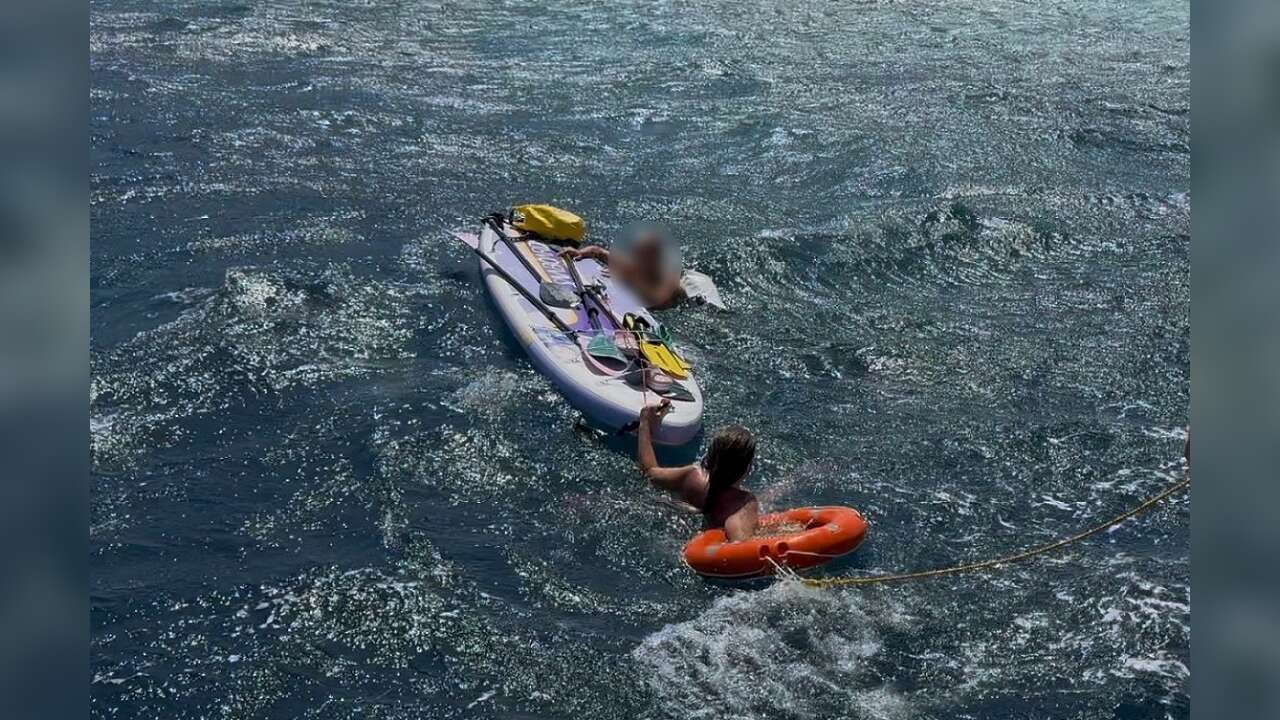 Muğla'nın Datça İlçesinde, 2 Kürek Sörfüyle Açıldıkları Denizde Rüzgarın Etkisiyle Sürüklenen 4 Kişi Kurtarıldı.