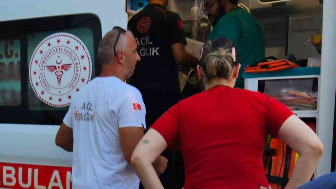 Havuza Düşen 4 Yaşındaki Çocuk Hayatını Kaybetti
